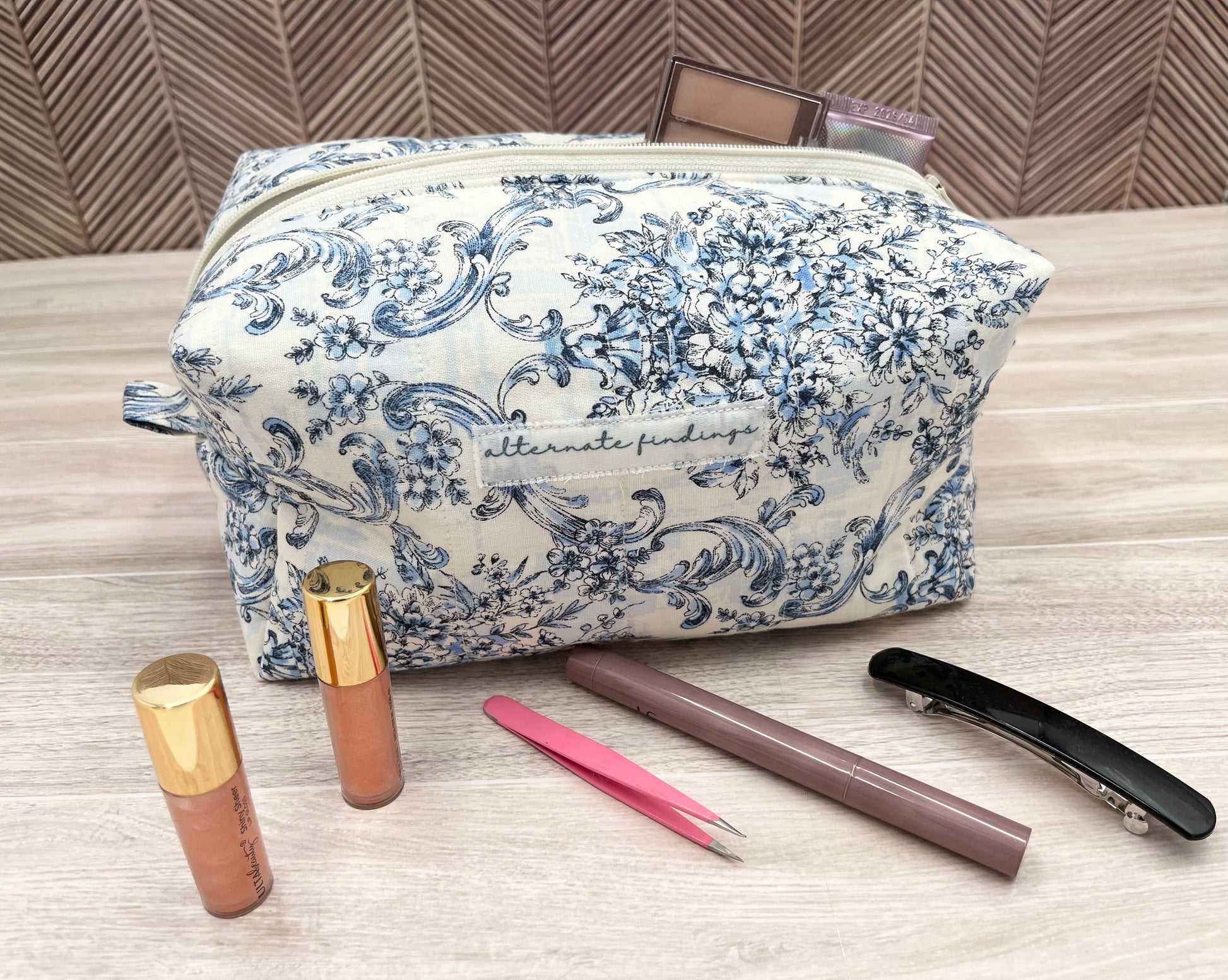 Blue Damask Lifestyle Image 