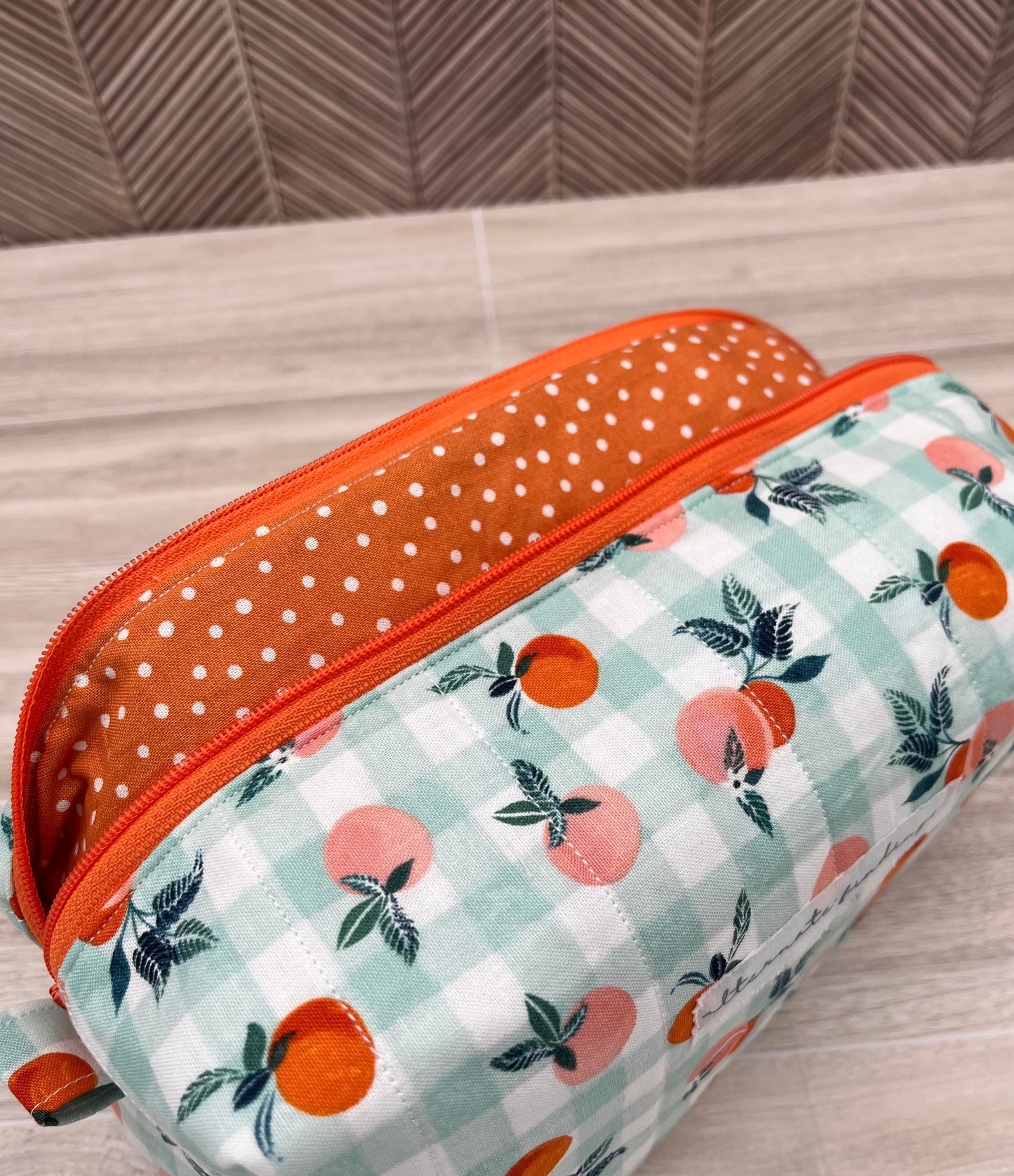 Peachy Keen Makeup Bag