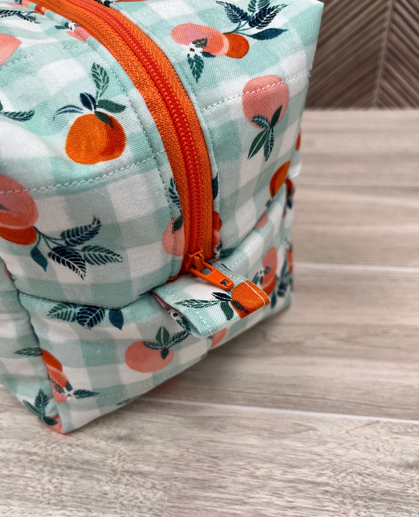 Peachy Keen Makeup Bag