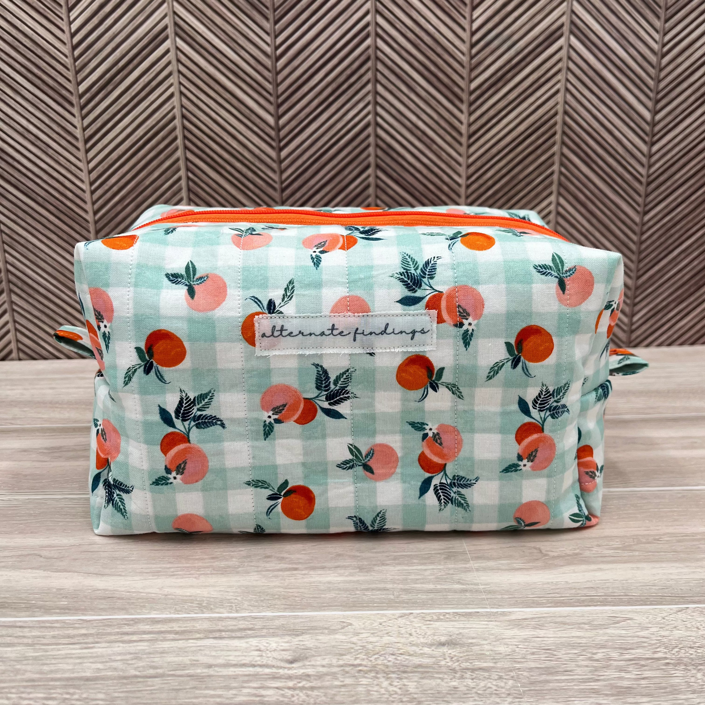 Peachy Keen Makeup Bag